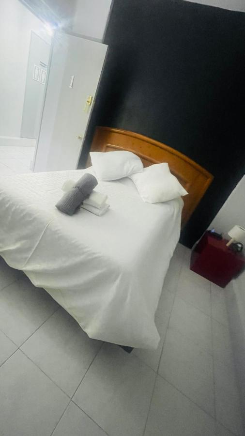 Hostal Letys Place Emilio Mexikóváros Kültér fotó